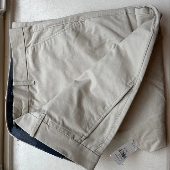 Pants - Picture 2 of 3